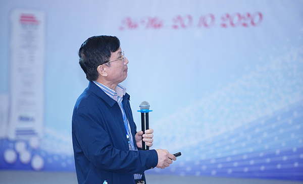 TS. Nguyễn Thanh Sơn - Chủ tịch hội chăn nuôi gia cầm Việt Nam chia sẻ những thông tin về tình hình chăn nuôi trong và ngoài nước TS. Nguyễn Thanh Sơn - Chủ tịch hội chăn nuôi gia cầm Việt Nam chia sẻ những thông tin về tình hình chăn nuôi trong và ngoài nước
