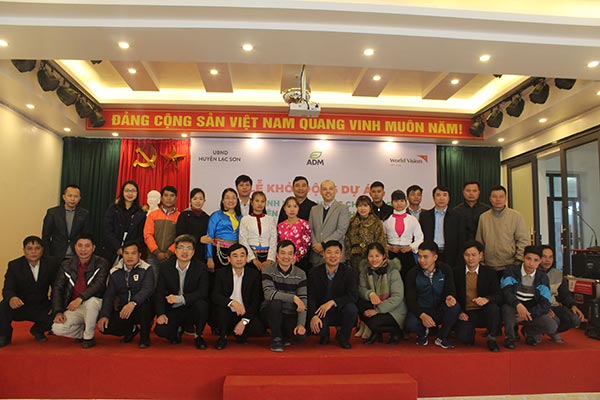 Ảnh lưu niệm của buổi lễ khởi động Ảnh lưu niệm của buổi lễ khởi động