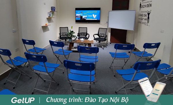 Khung cảnh trước buổi Tọa đàm chia sẻ cùng các học viên Khung cảnh trước buổi Tọa đàm chia sẻ cùng các học viên