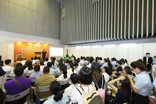 VIETSTOCK 2023 là nơi quy tụ các chuyên gia đầu ngành trong và ngoài nước VIETSTOCK 2023 là nơi quy tụ các chuyên gia đầu ngành trong và ngoài nước